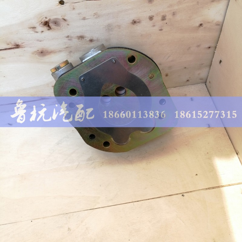 612600130777,空气压缩机缸盖,济南鲁杭汽配有限公司