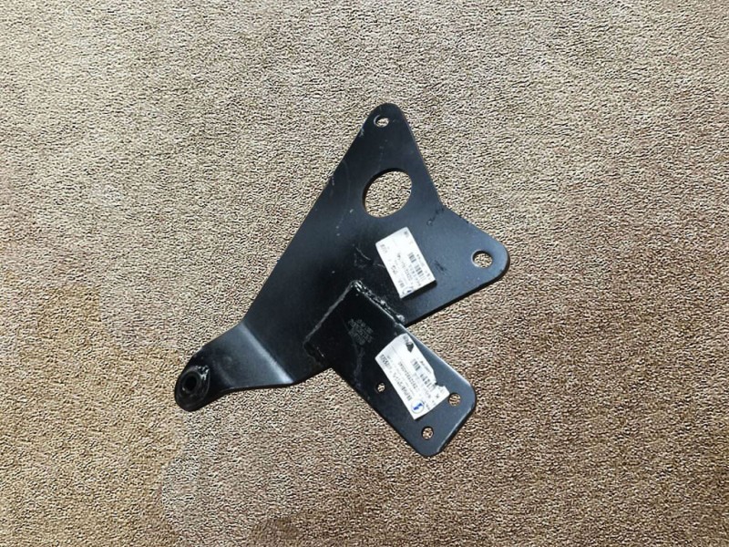 DZ93259240040,档杆支架A gearbox bracket,济南向前汽车配件有限公司