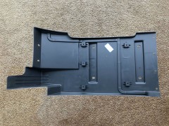 DZ15221232705,Right rear wing subplate,济南向前汽车配件有限公司