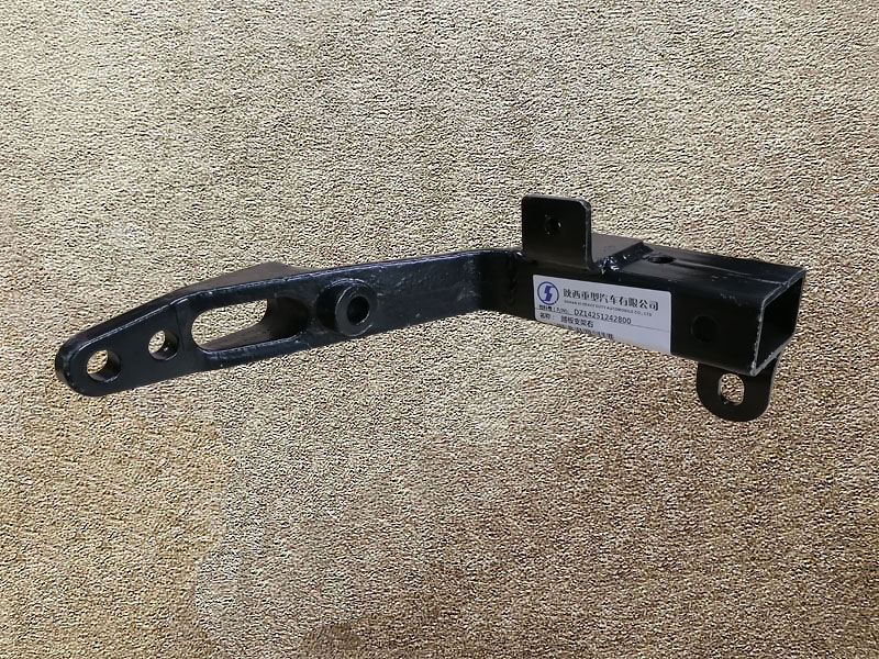 DZ14251242800,Step right bracket welding assembly one,济南向前汽车配件有限公司