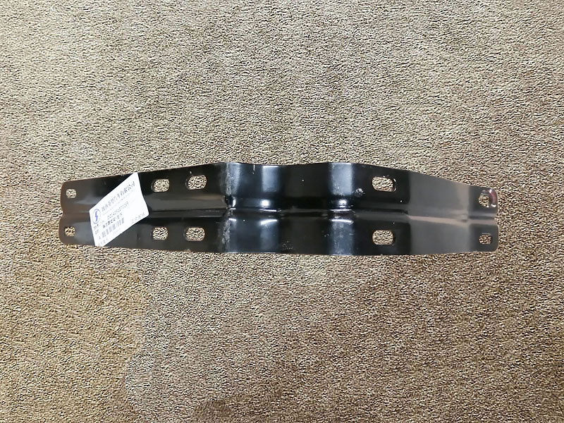 DZ14251870269,Side guide shield bracket 5,济南向前汽车配件有限公司