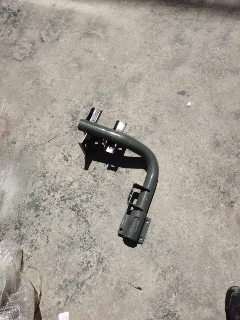 752W42993-5560右踏板支架焊接总成图2