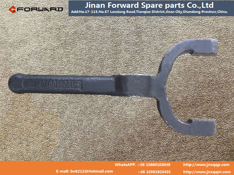 JS180-1601021-6,Clutch fork,济南向前汽车配件有限公司