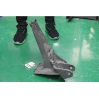 駕駛室前懸減震器上支架