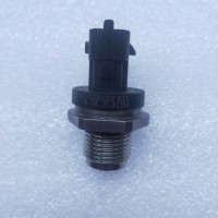 0281002937軌壓傳感器