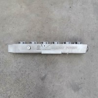 1000209925     發(fā)動機進氣管