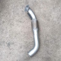 WG9331541401排气管