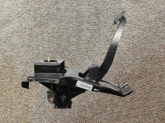 LG9700363002,brake pedal,济南向前汽车配件有限公司