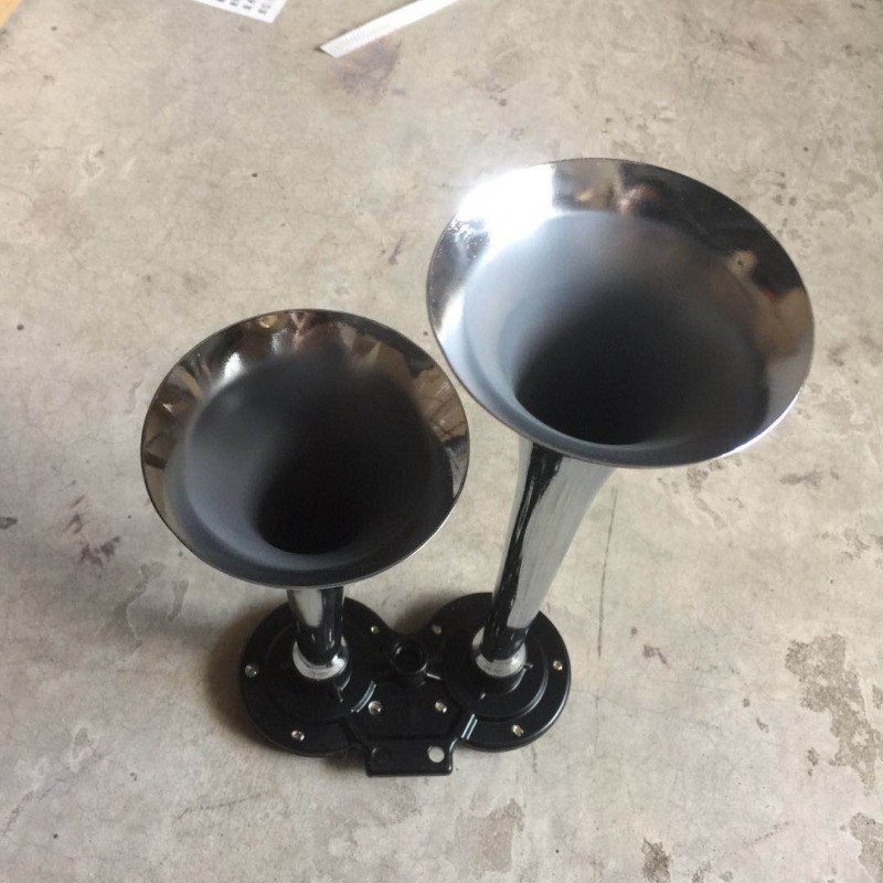 WG9000270001豪沃双音气喇叭2