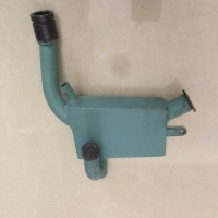 供应汽车配件VG1096010060重汽发动机油气分离器总成