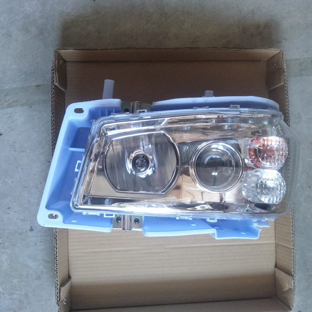 WG9716720002右置大灯5