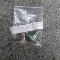 WG9000361202直角接头 ng12/nw6汽车配件