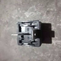 专业81.25902.0317中央继电器重卡配件装柜