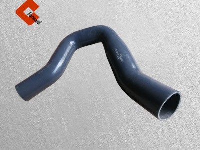 1303032-D9870E,Radiator hose (Xinda wei),济南向前汽车配件有限公司