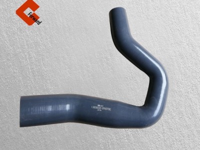 1303032-D9870E,Radiator hose (Xinda wei),济南向前汽车配件有限公司