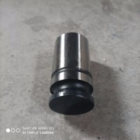 专业61500050032气门挺柱斯太尔汽车配件装柜