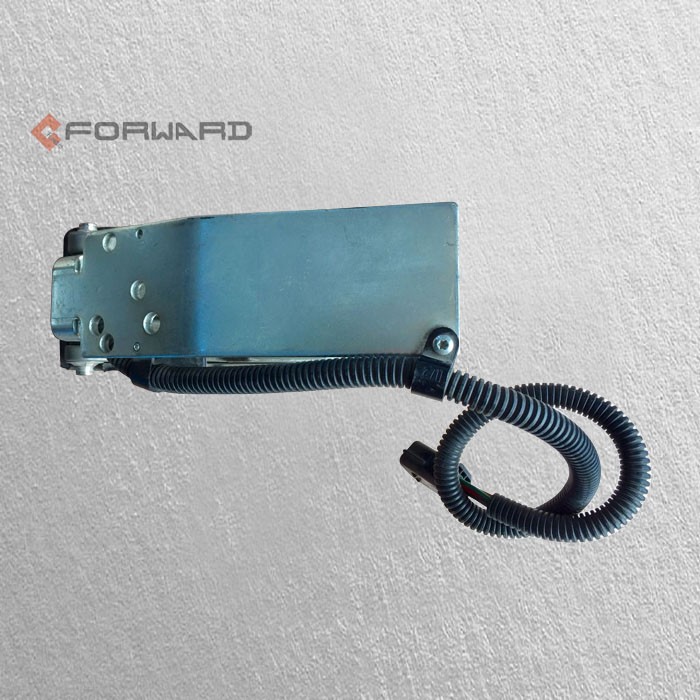 DZ9100570084,Accelerator pedal assembly,济南向前汽车配件有限公司