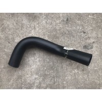 重汽新斯太爾M5G散熱器出水膠管WG9725531802