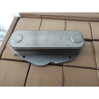 VG1500010334機油冷卻器芯