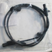 P1356002004A0前輪速傳感器總成右