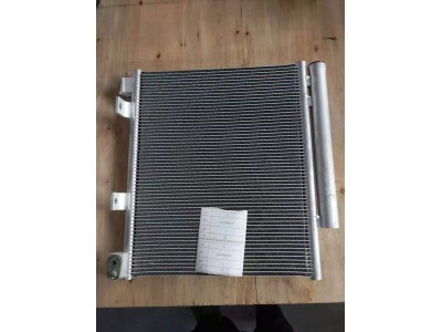 LG1613822103   冷凝器