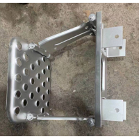 WG1632242370 上车踏板防滑板 60