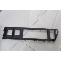 WG1664169044 中控裝飾板總成