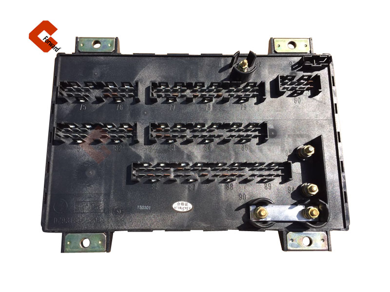 DZ93189582080,Central electrical installation panel,济南向前汽车配件有限公司