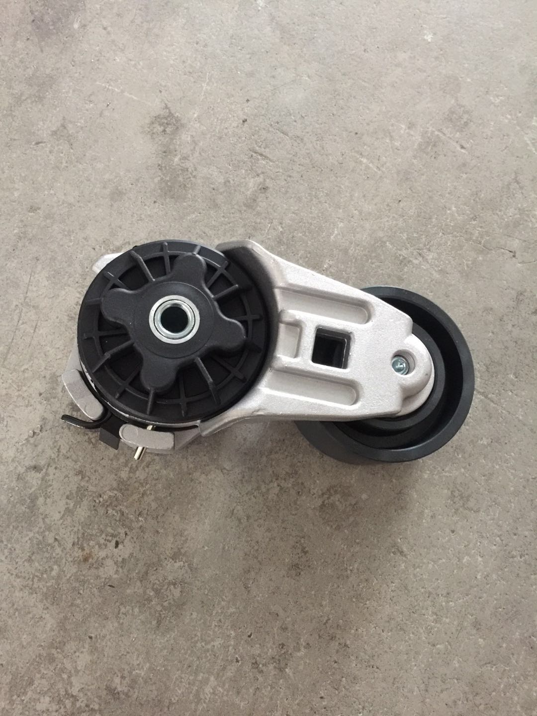 612600061256 自动涨紧轮5