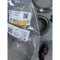 HD90129320015間隔襯套