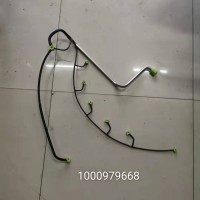 1000979668燃油管
