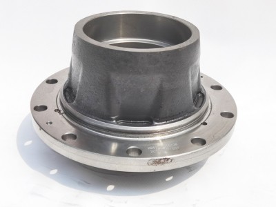 81.35701.0128,后轮毂 Rear hub,山东弗凯车桥重卡零部件制造有限公司