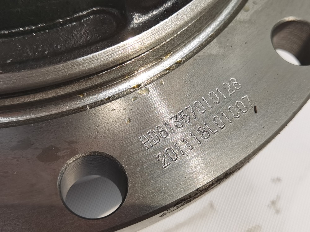 81.35701.0128,后轮毂 Rear hub,山东弗凯车桥重卡零部件制造有限公司