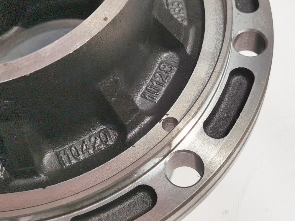 81.35701.0128,后轮毂 Rear hub,山东弗凯车桥重卡零部件制造有限公司