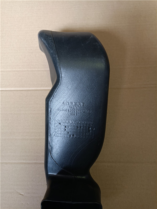 WG1664160486重汽豪沃TX右侧吹脚风道