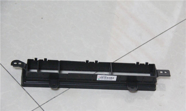 WG1664169014 重汽豪沃TH7除霜风道下部