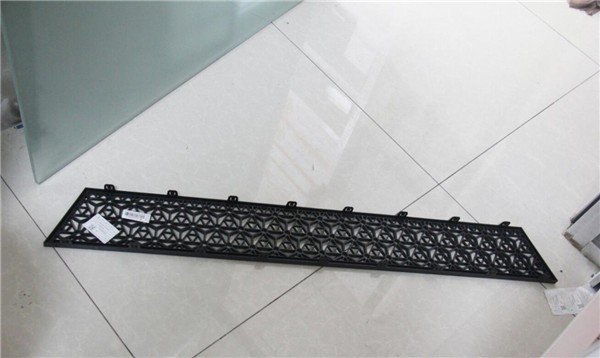 WG1664249009重汽豪沃TH7上装饰网