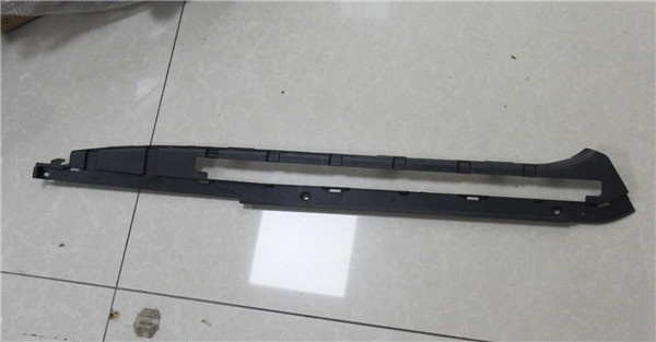 WG1664619062 重汽豪沃TH7左门框上导轨支架