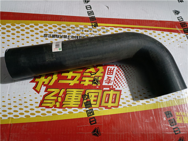 WG9525531383重汽豪瀚N7G散热器进水胶管