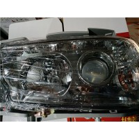 重汽豪沃TH7右前照灯总成(电调)