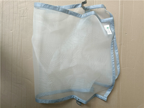 WG9725531650 重汽豪沃TX防虫网