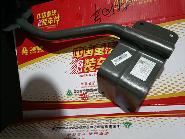 WG9925191019重汽豪沃TH7进气管支架总成