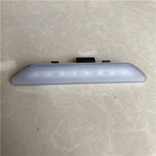 WG9925725015重汽豪沃TH7踏步灯车门示廓灯门灯