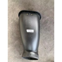 LG9704190457   空滤器进气连接管