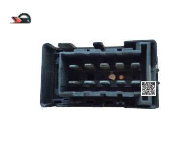 81.25505.6291,Emergency alarm warping plate switch,济南向前汽车配件有限公司