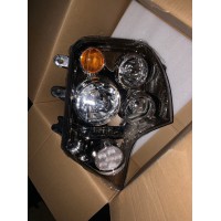 WG9925721012前大燈右