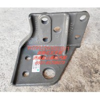 保險(xiǎn)杠左支架WG9925930030/1