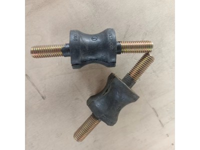 DZ93259537002   进气道胶垫（新款德龙）