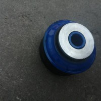 AZ1664430095秦燕豪沃A7驾驶室翻转衬套