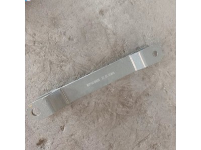 AZ9160680055   前稳定杆吊架